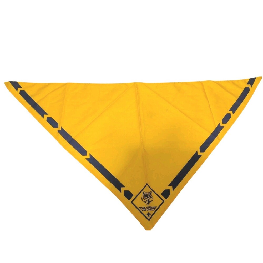 Cub Scout  BSA Vintage Neck  Scarf Yellow With Wolf & Black Arrow New Old Stock